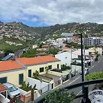 Residência Azevedo * Câmara de Lobos