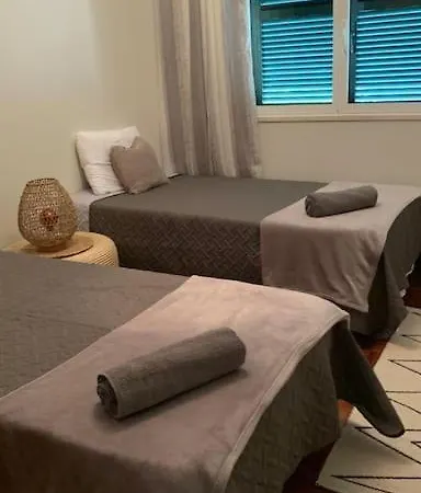 Residencia Azevedo Camara de Lobos