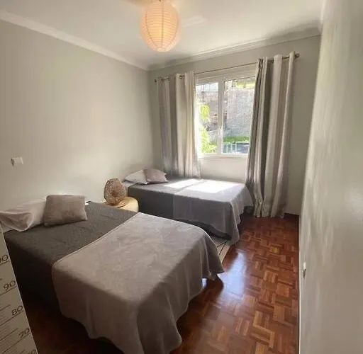 Residencia Azevedo Câmara de Lobos